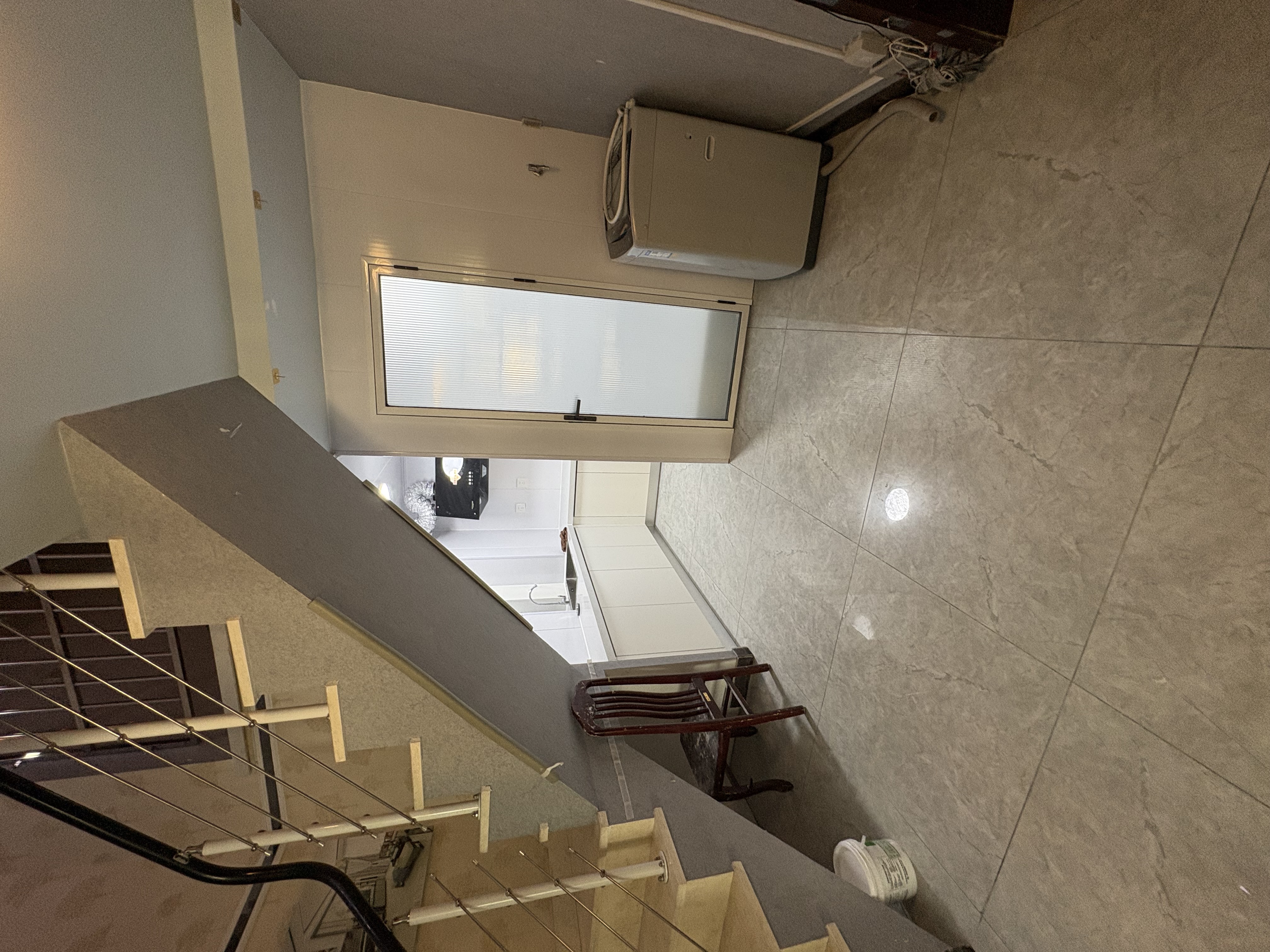 红郡大厦 随时看房·