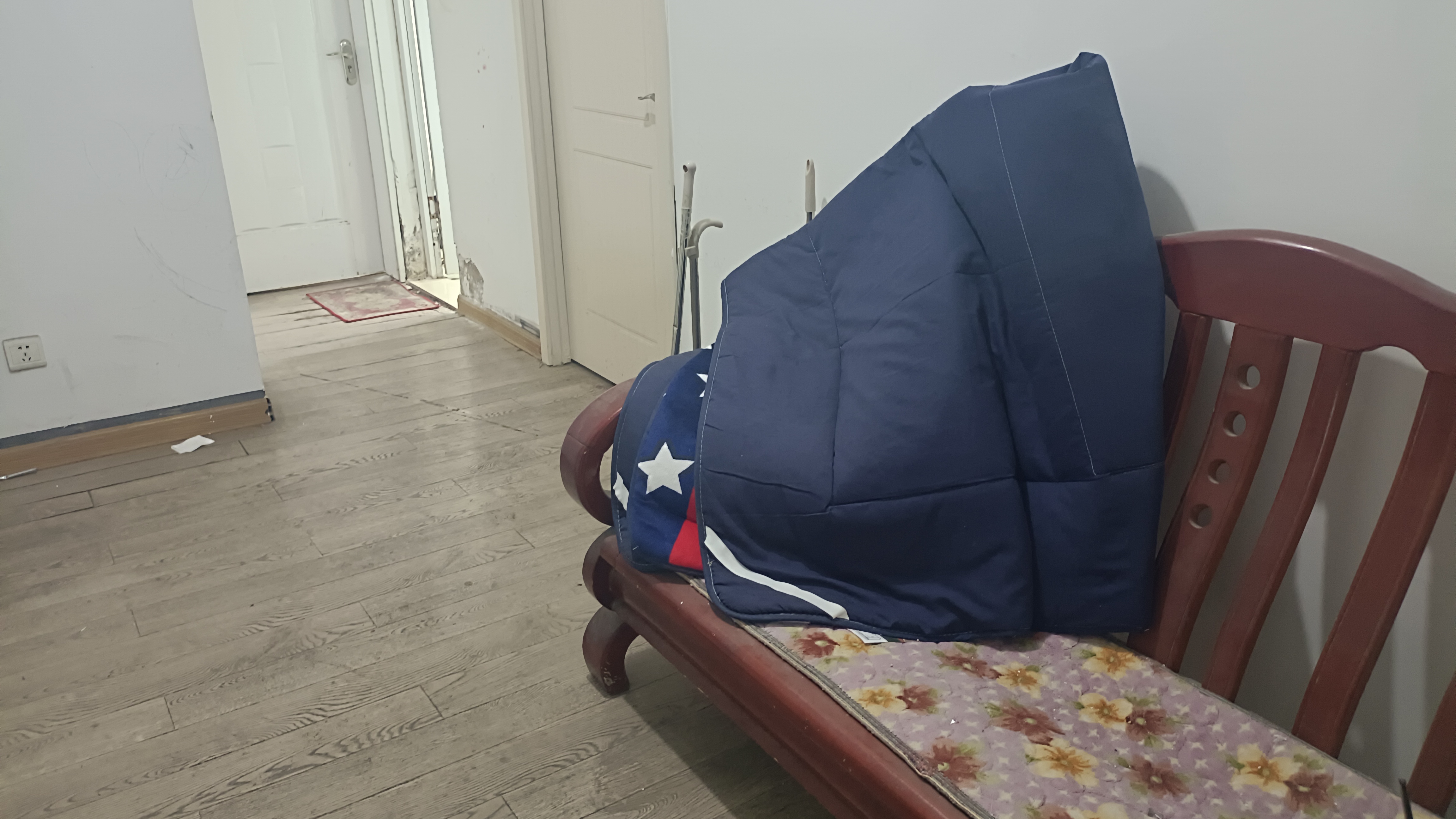 草山岭小区东区 随时看房·