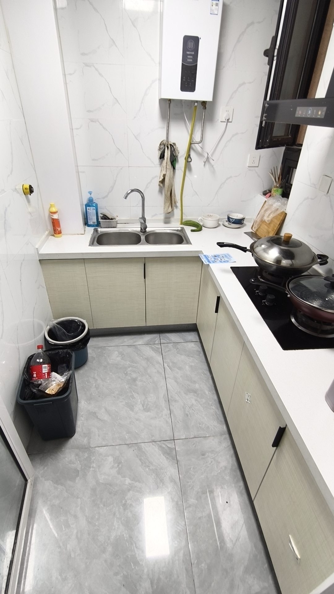 湖滨荣府 随时看房·