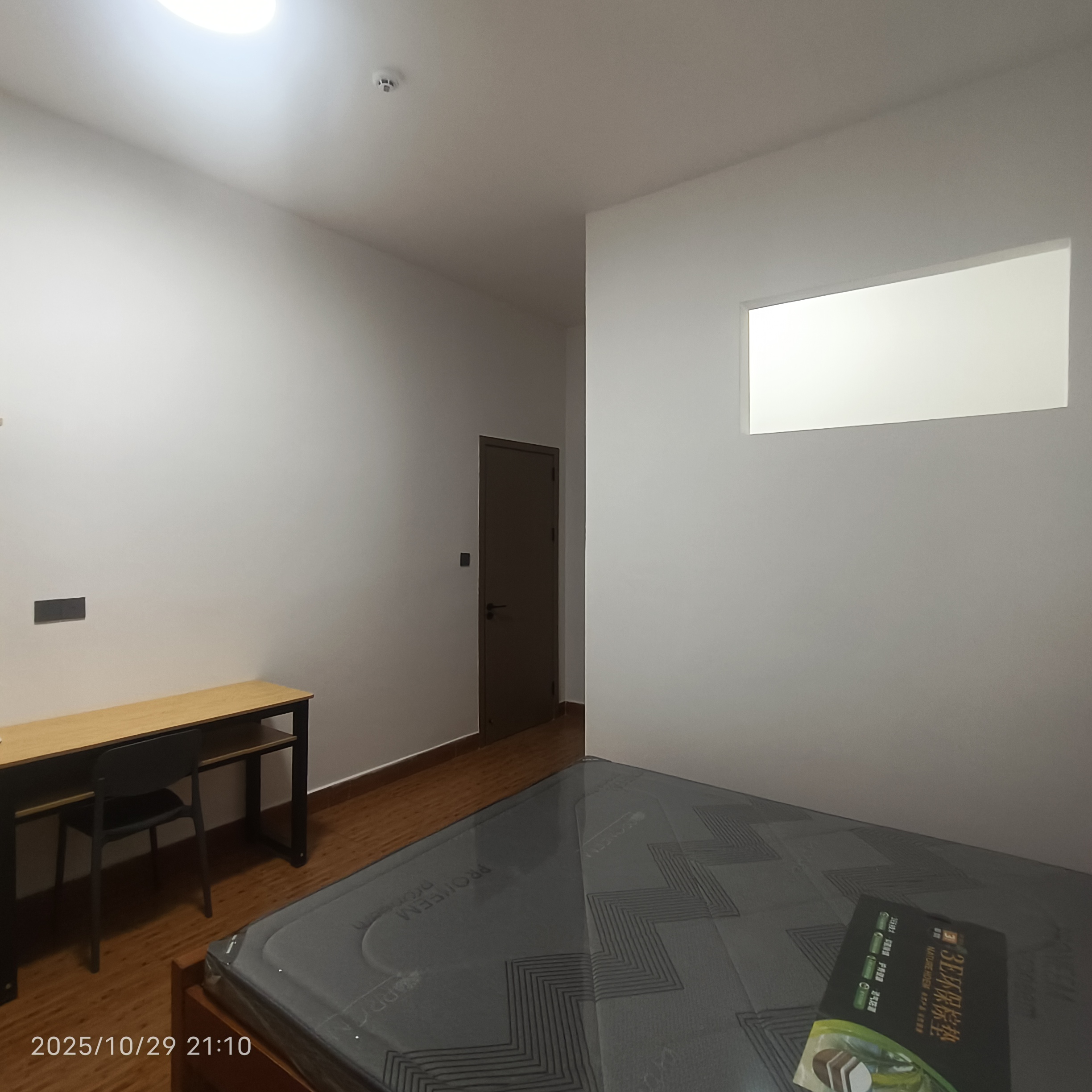 南里村 随时看房·