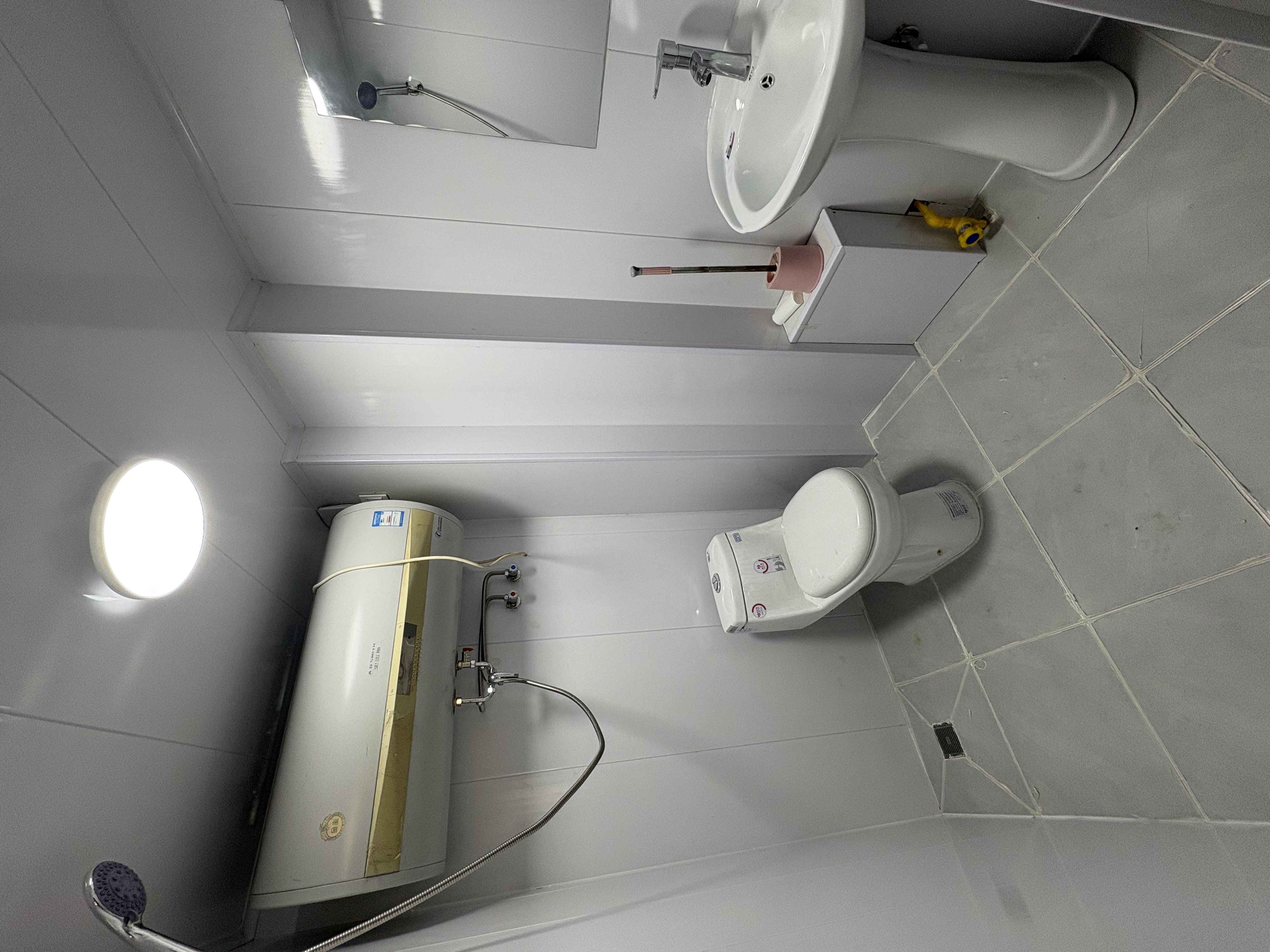 红郡大厦 随时看房·