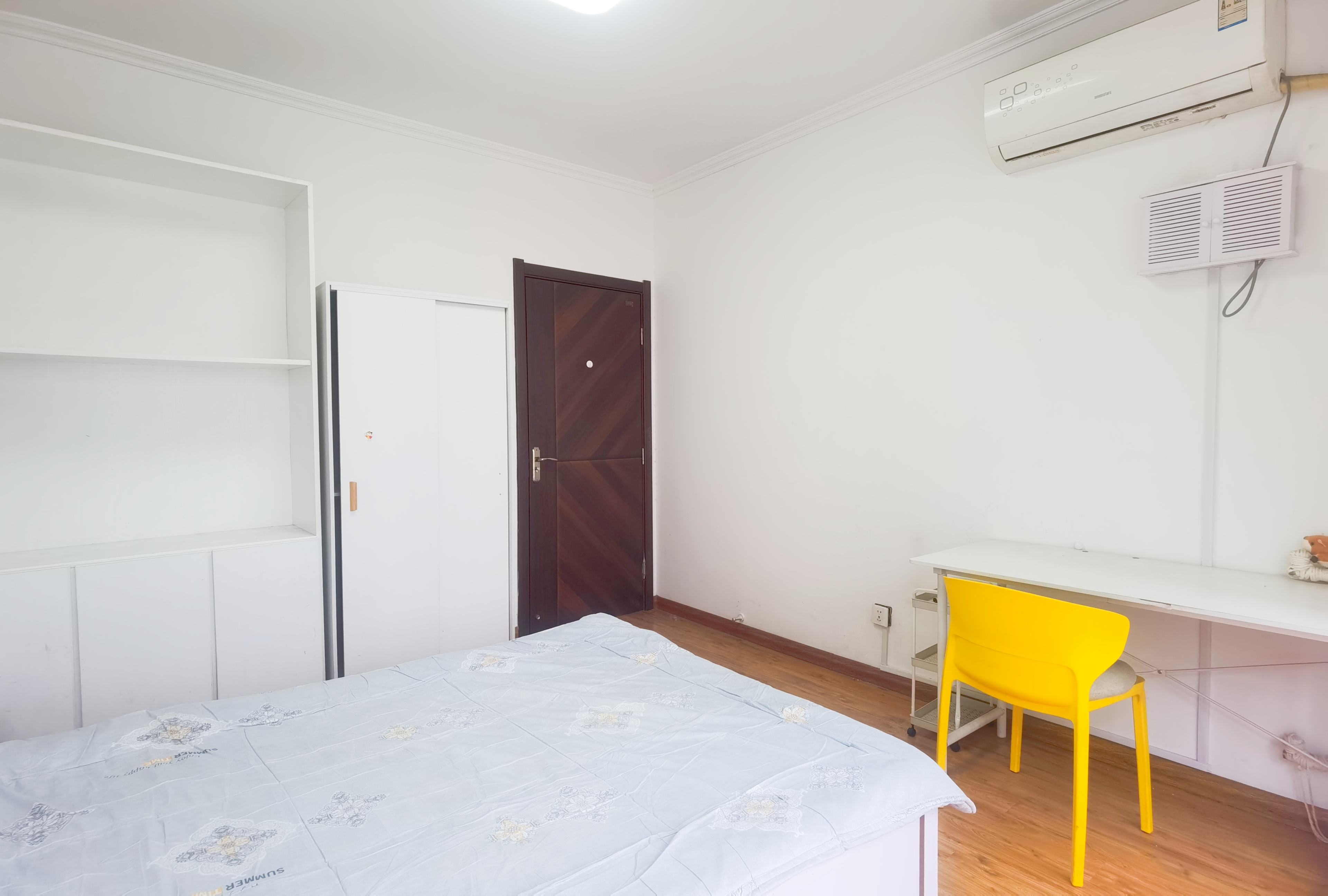 升龙广场A区 随时看房·