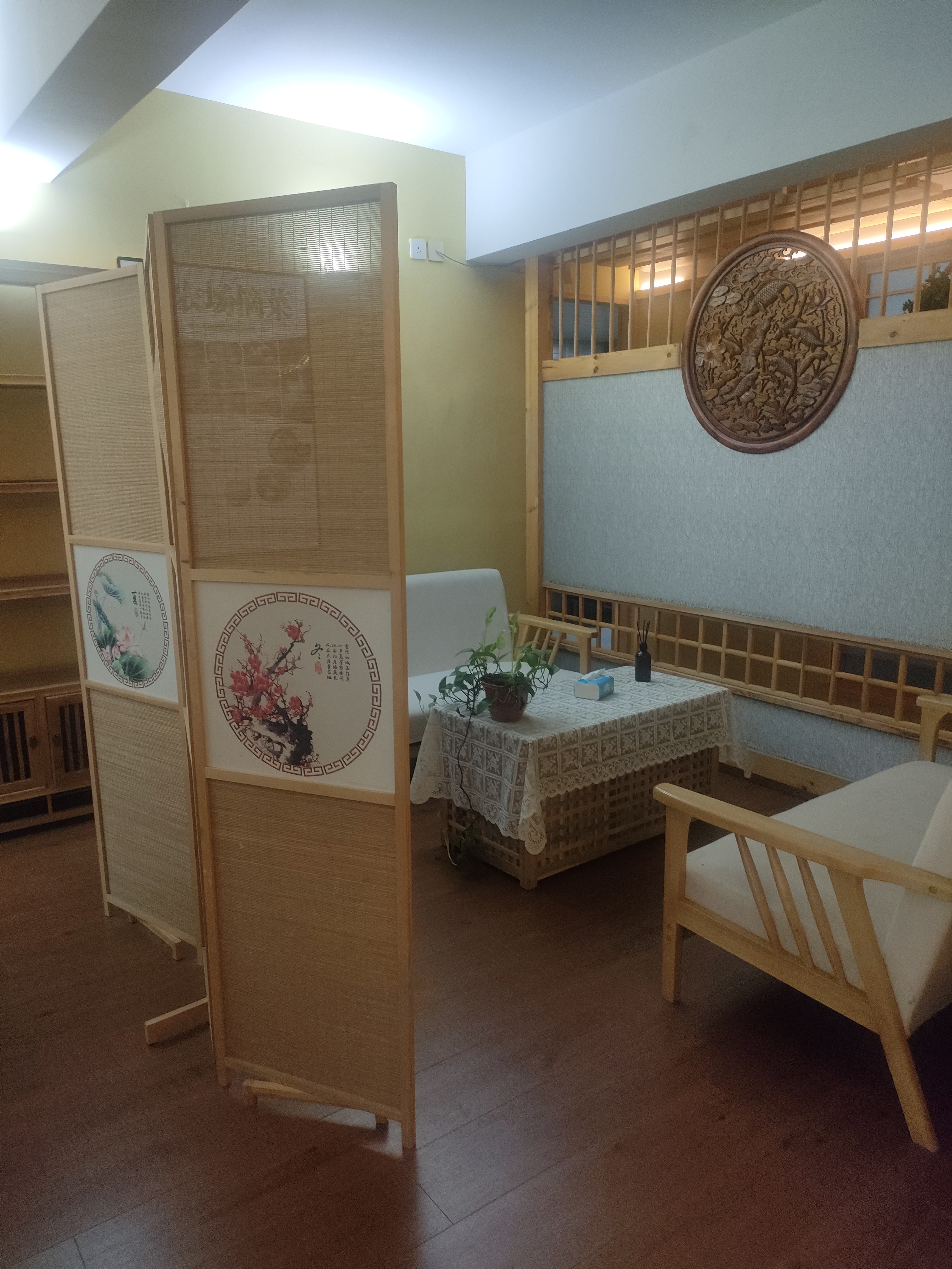 渝都花园酒店旁 随时看房·