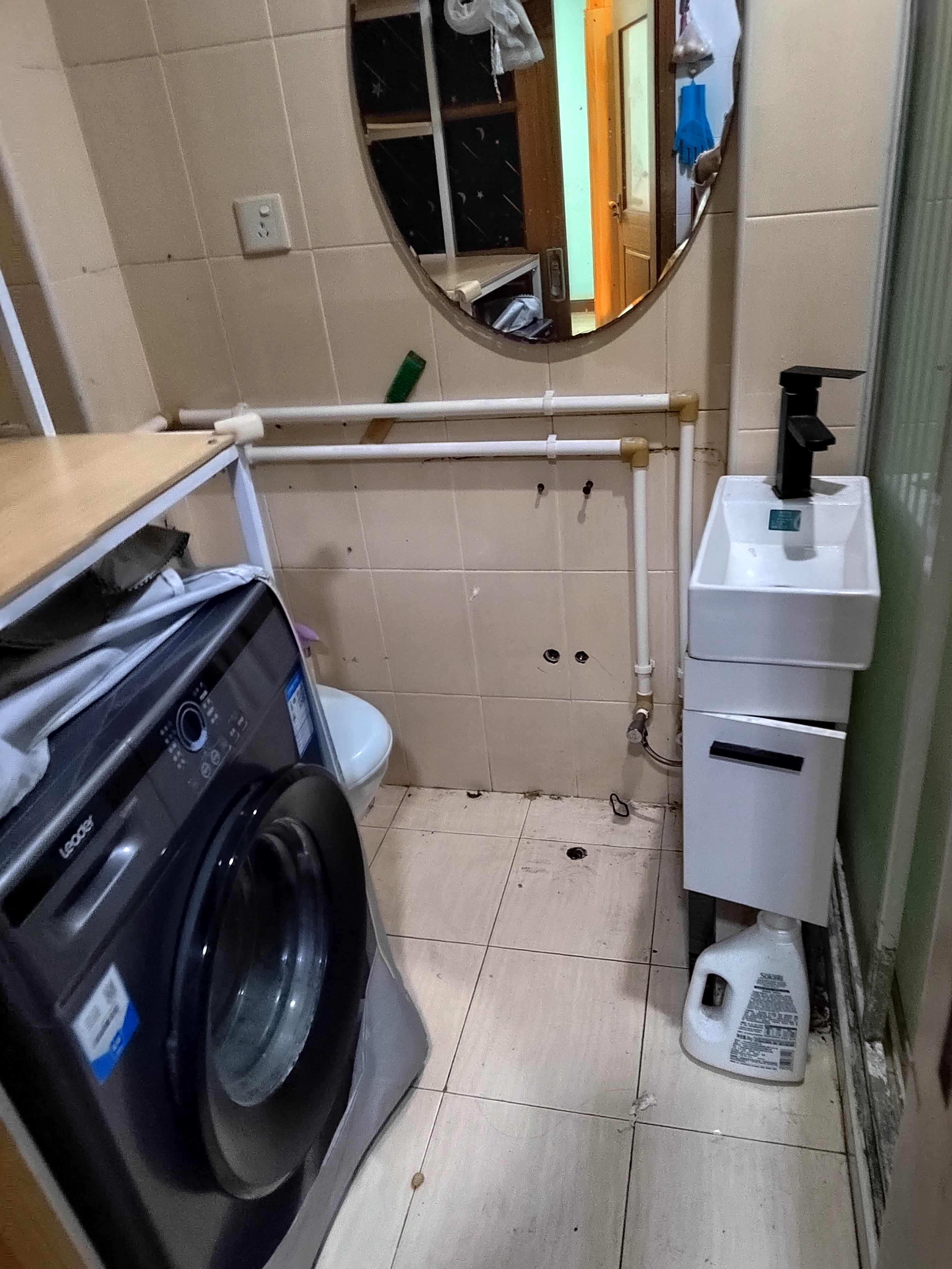 高东新村 随时看房·