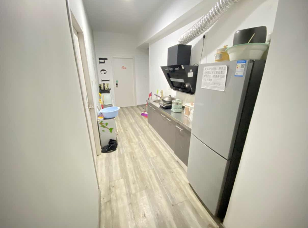长堤明苑 5居室 1600元/月