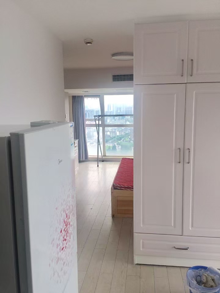 东方商务会馆 随时看房·