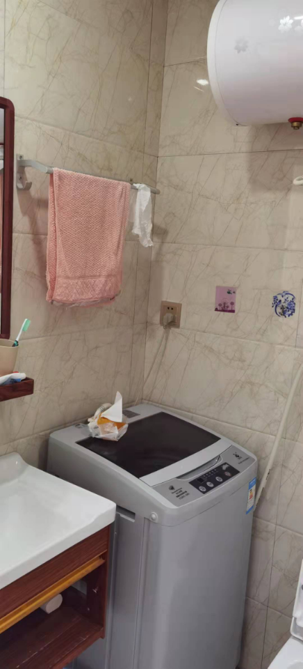 冠浦路镜浦路路口 随时看房·
