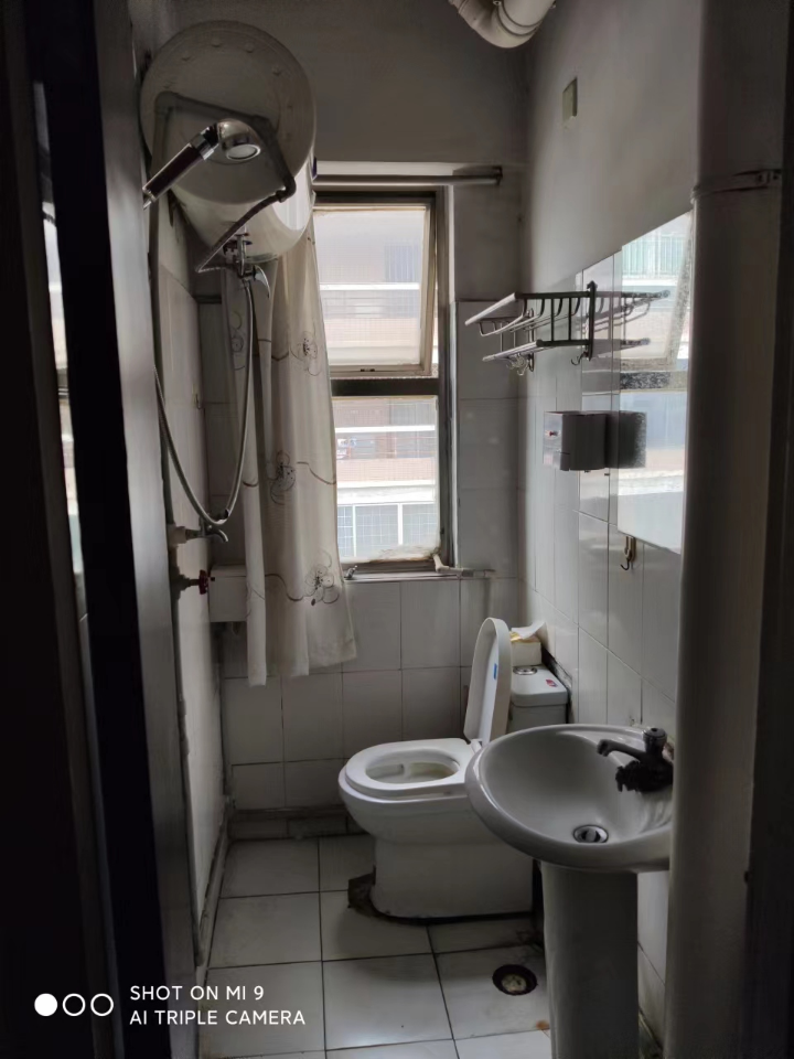 红霞新城 随时看房·