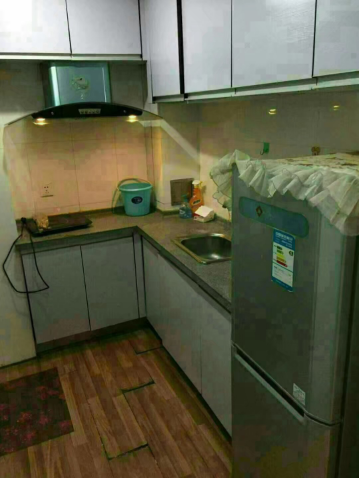 万盛中央一品 随时看房·