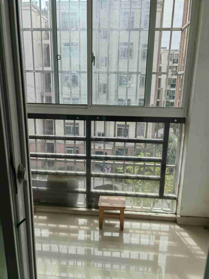 诚发水岸花园 随时看房·