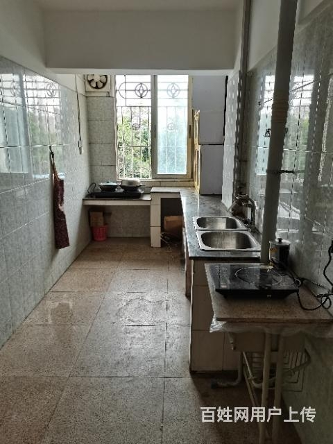 南宁双拥路金湖苑小区 随时看房·