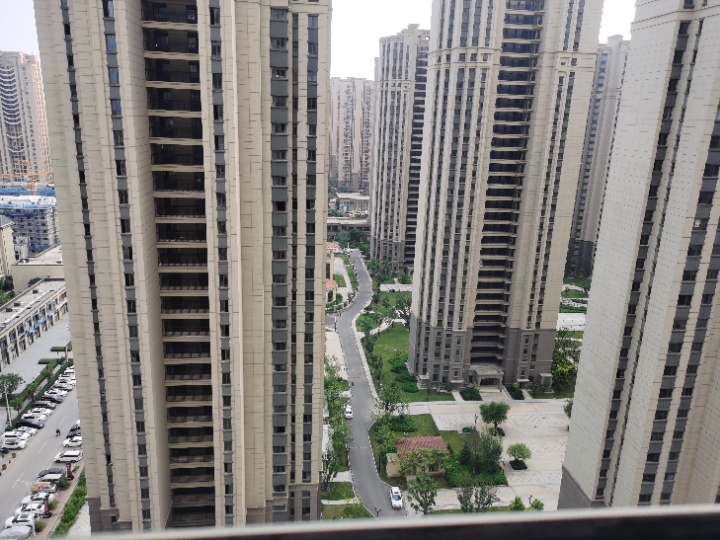 恒大名都三期 随时看房·