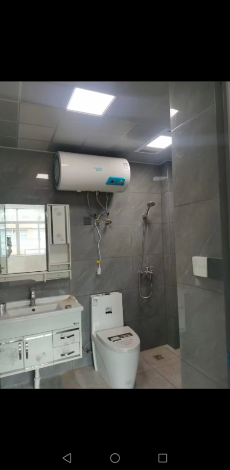 浦西小区 随时看房·