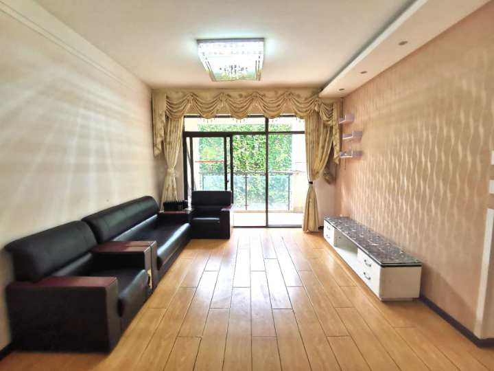 昆明玉器城 3居室 1300元/月