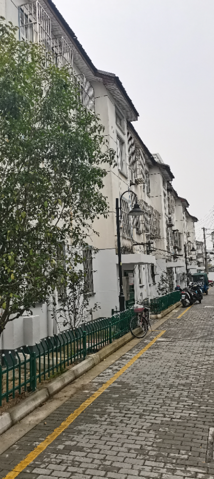 养蚕里新村 随时看房·