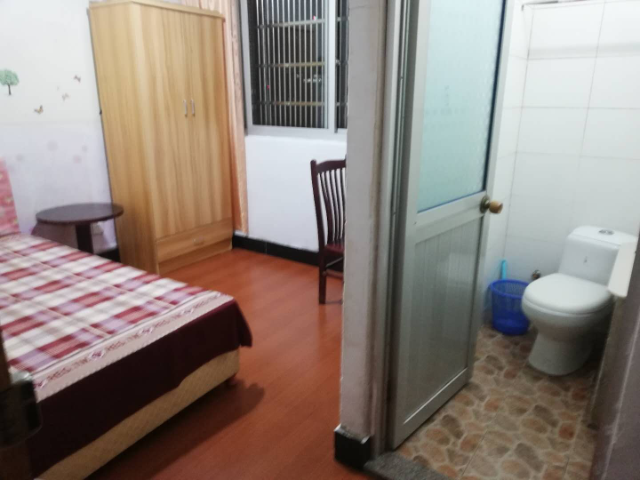 乌石小区 随时看房·