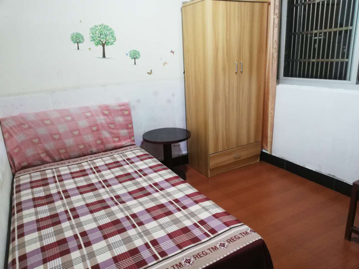 乌石小区 随时看房·