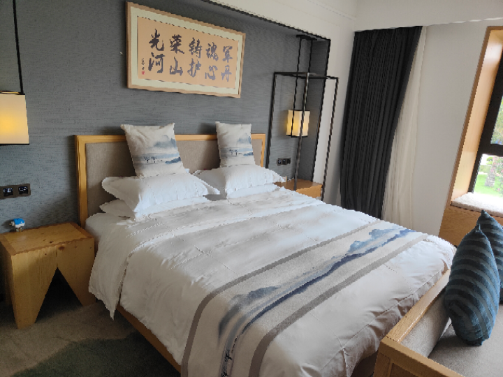 东盟森林 2居室 1300元/月