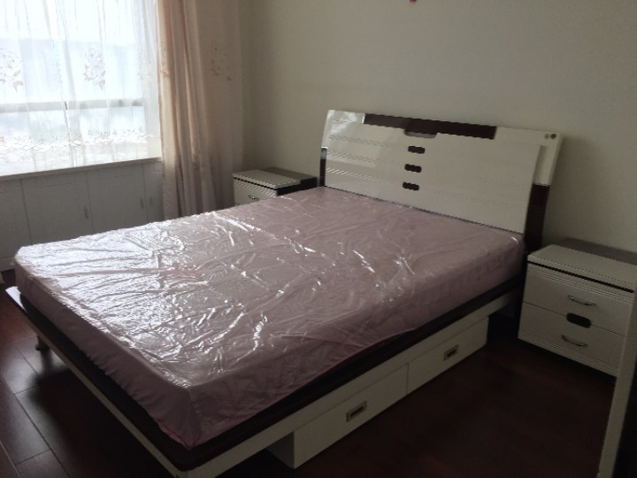 名仕花苑 2居室 4300元/月