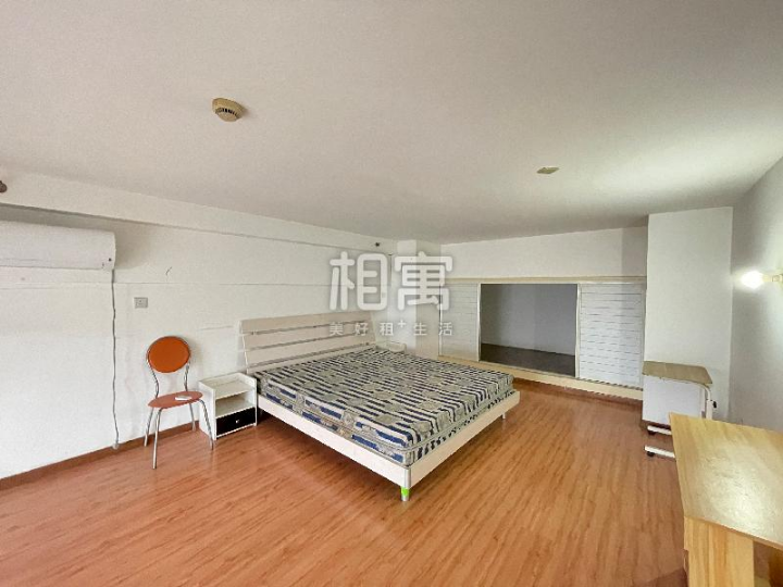 中澳广场公寓 1居室 1700元/月