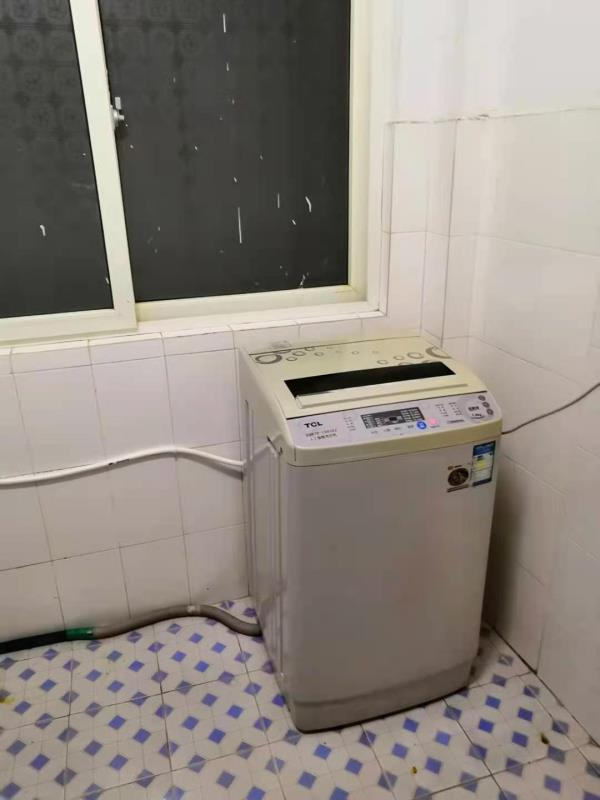 松苑小区 随时看房·