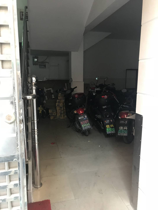 侨苑新村 随时看房·