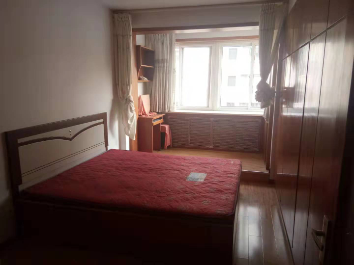 黄海小区 2居室 1600元/月