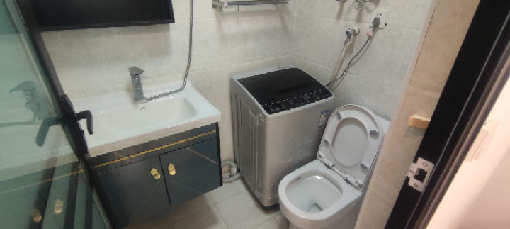 滩尖子公安局家属院 随时看房·