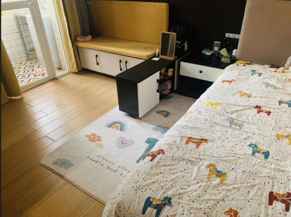宝徳青年公寓 随时看房·