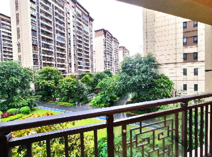 中海万锦公馆 随时看房·