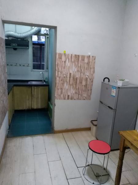 书香名门 2居室 950元/月