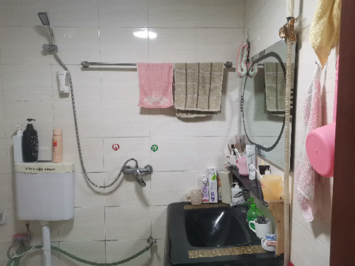 金帝国际小区 随时看房·