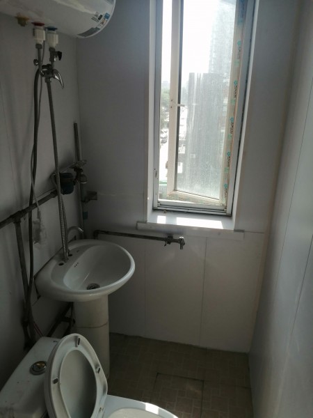 安宁庄后街13后院 随时看房·