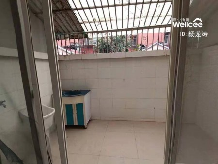 新泾七村 随时看房·