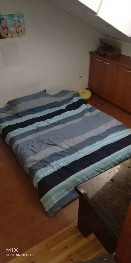 鞍山四村第三小区  随时看房·