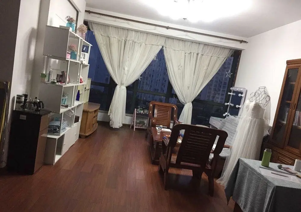 融都金桥园 4居室 2500元/月