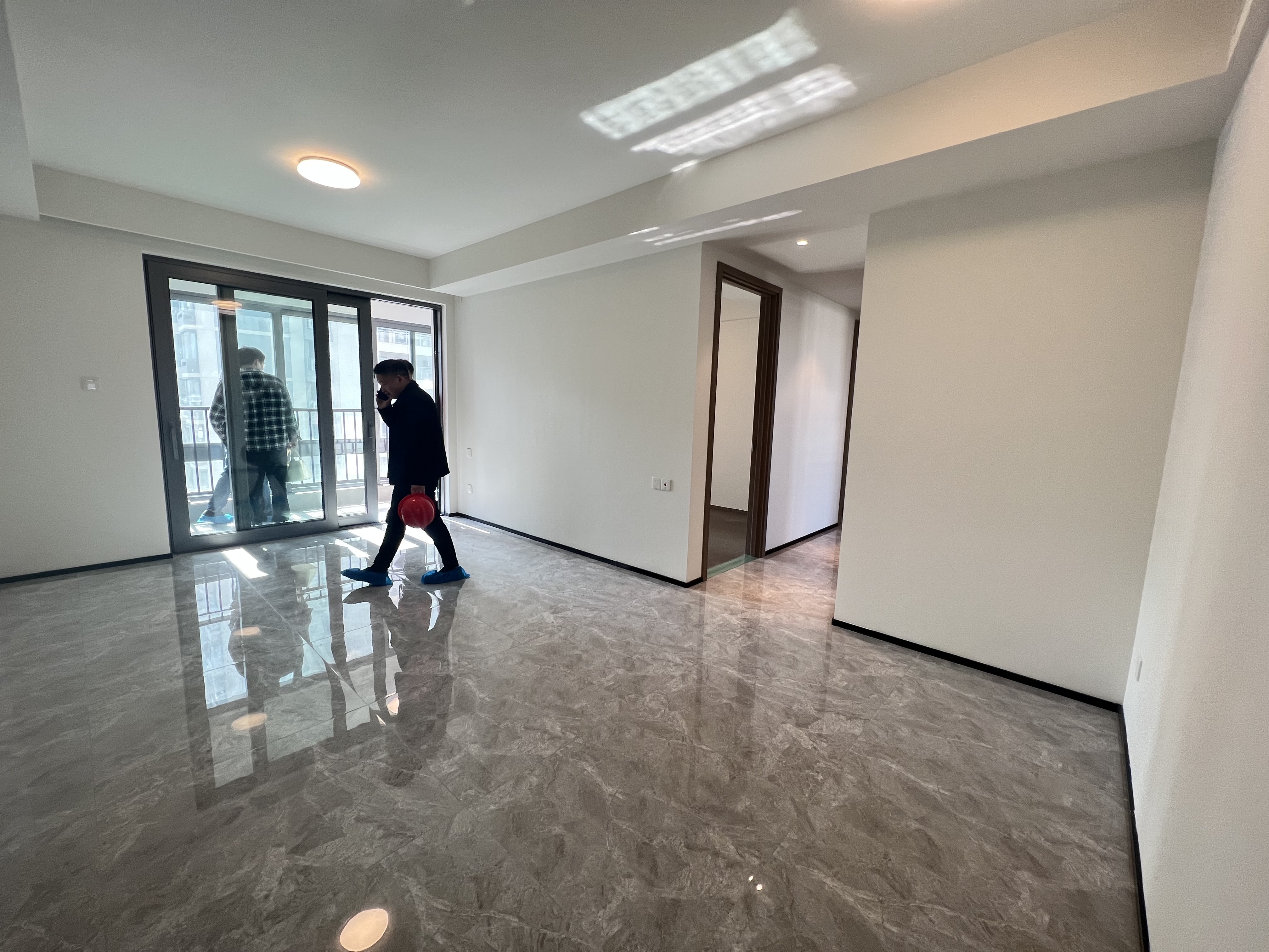仁恒越秀天樾园和 3居室 8800元/月