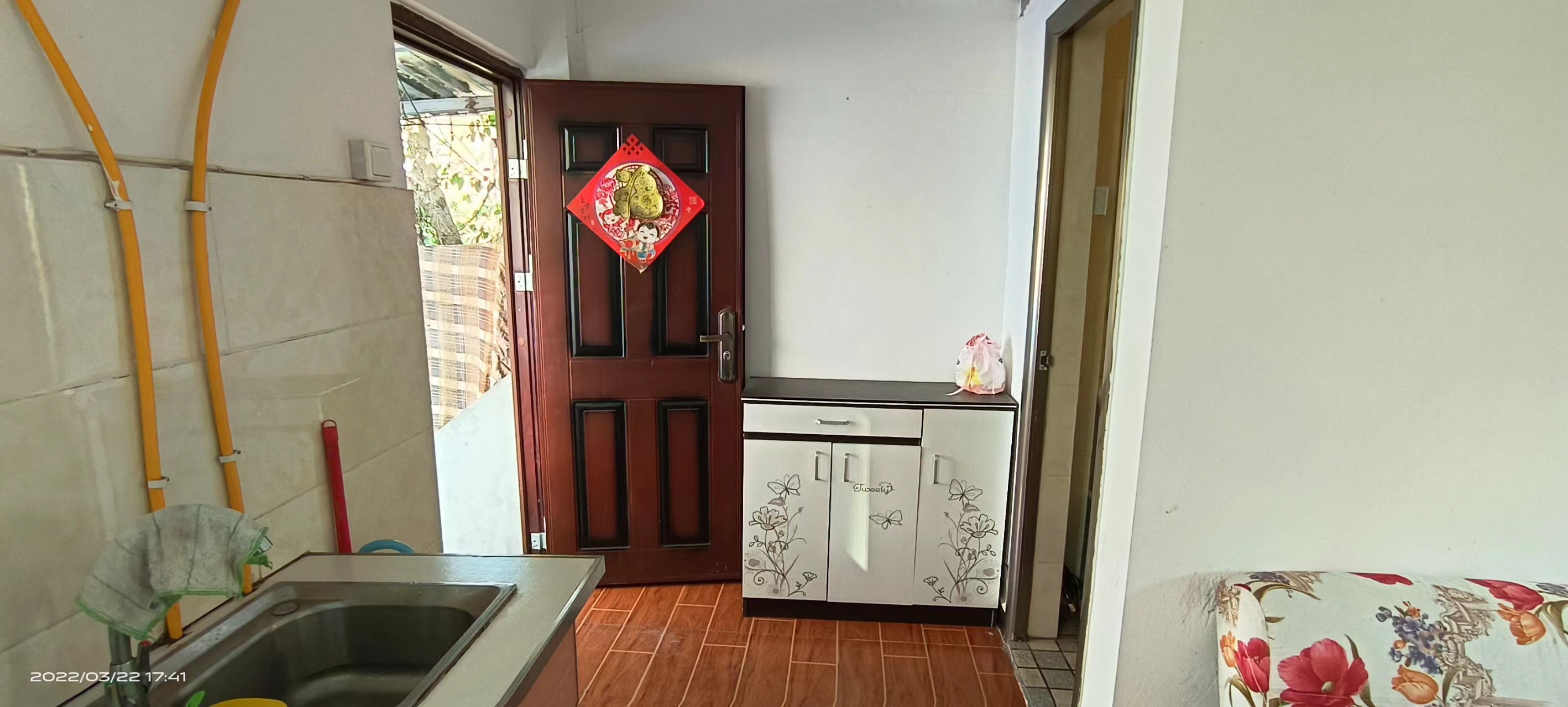 丽海花园旁边 随时看房·