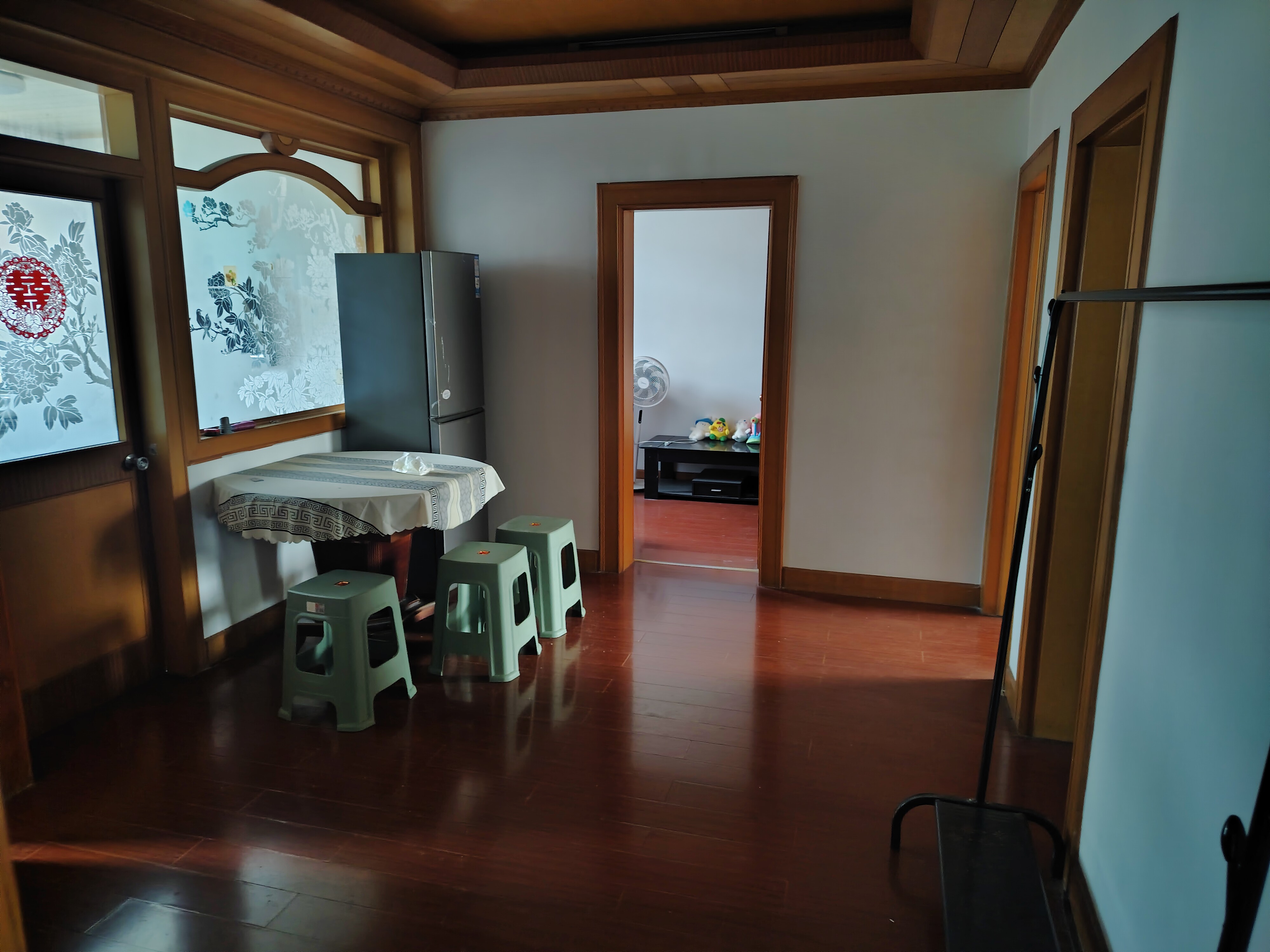 东方新村 随时看房·