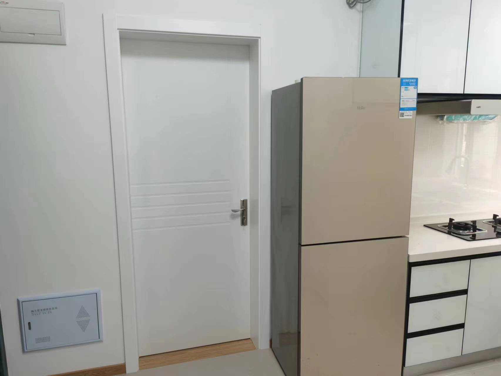 鞍山四村第三小区 随时看房·