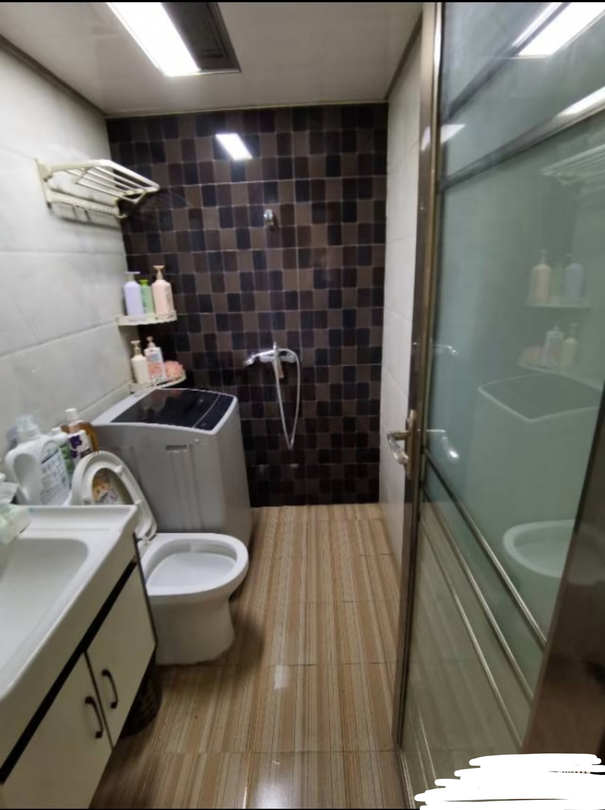 蓝光东方天地 随时看房·