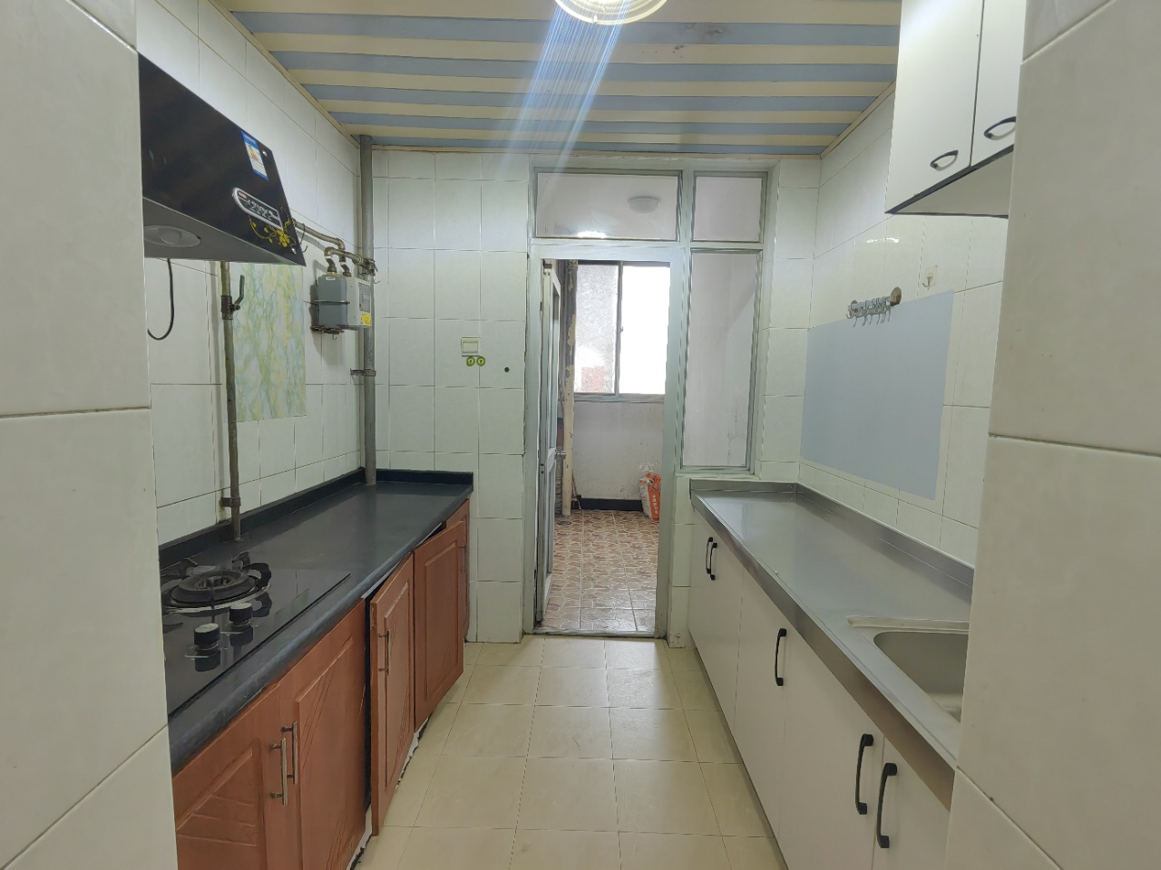 丰体南路8号院 3居室 2400元/月