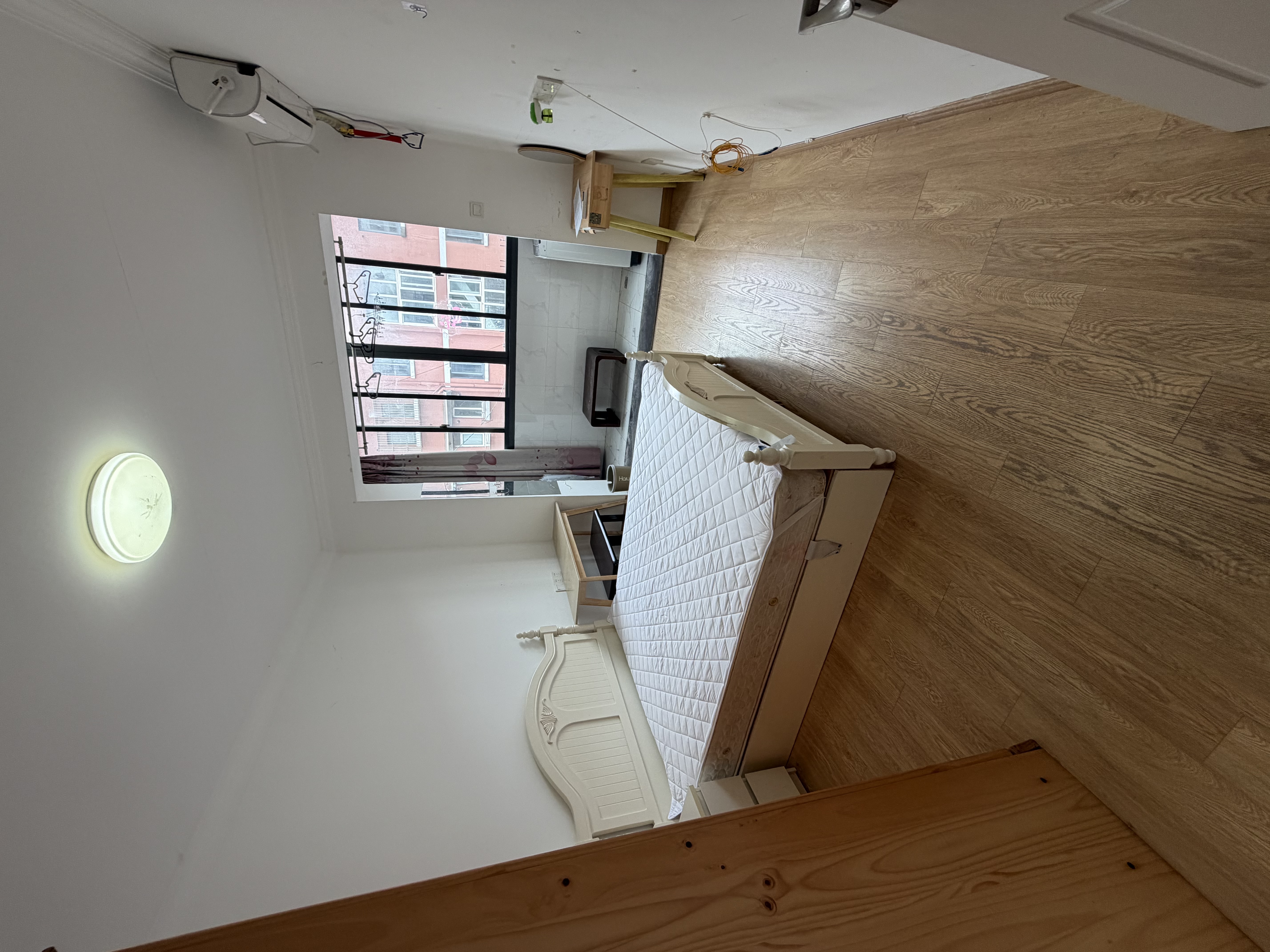 泾东小区 随时看房·