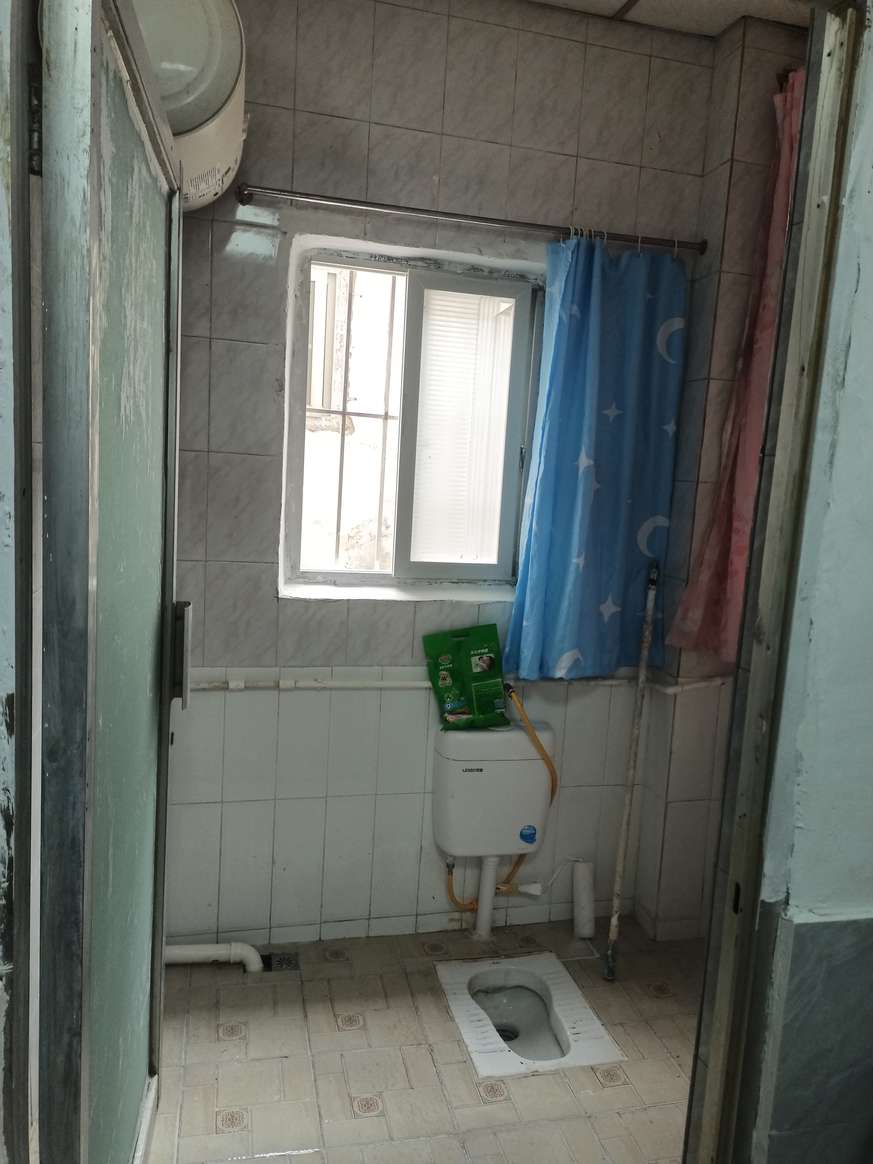 东约新村 随时看房·