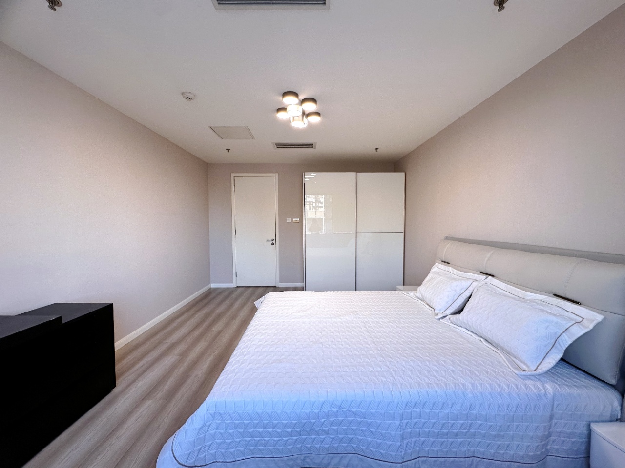 九都汇 随时看房·