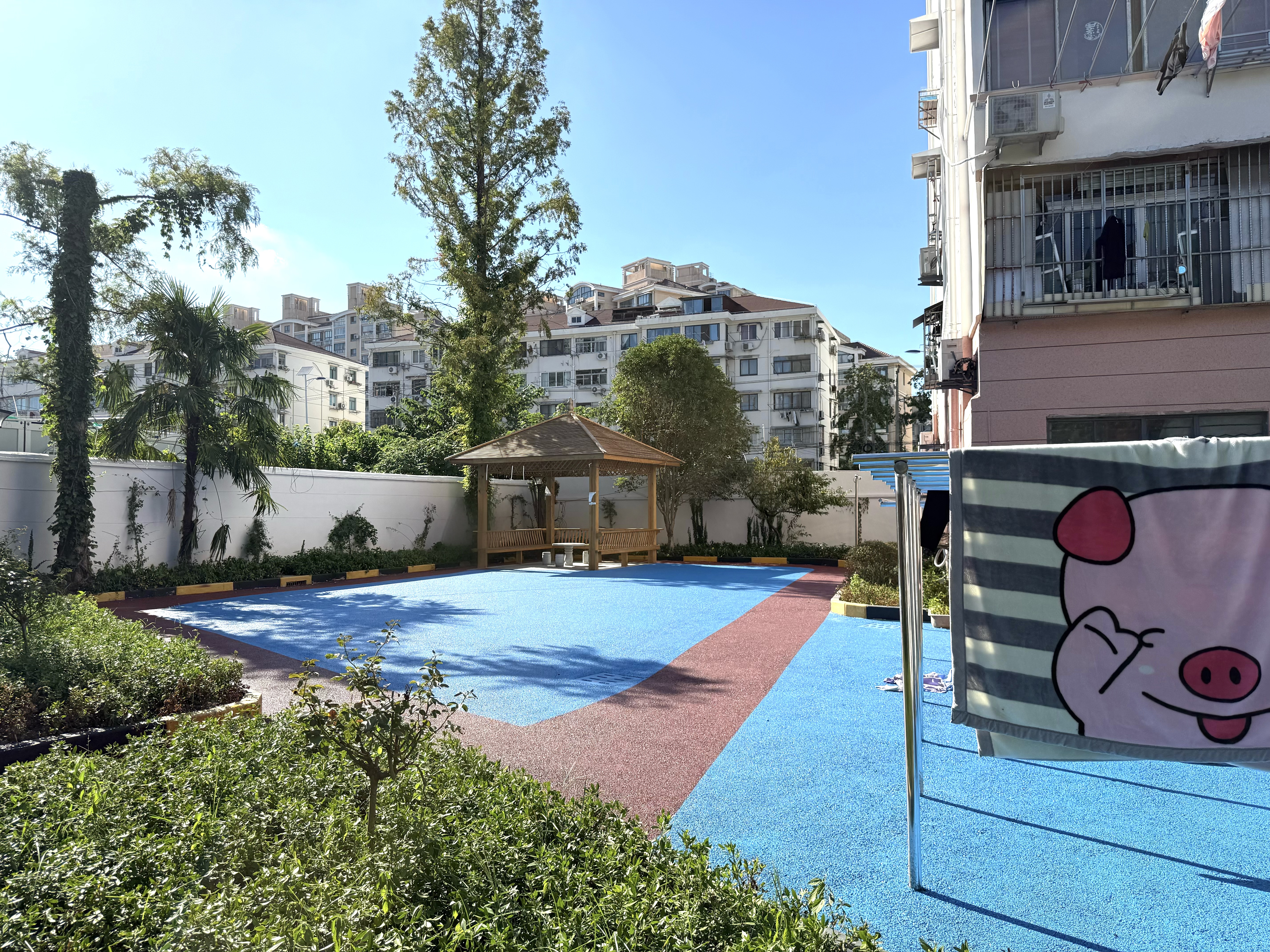 龙华机场新村 随时看房·