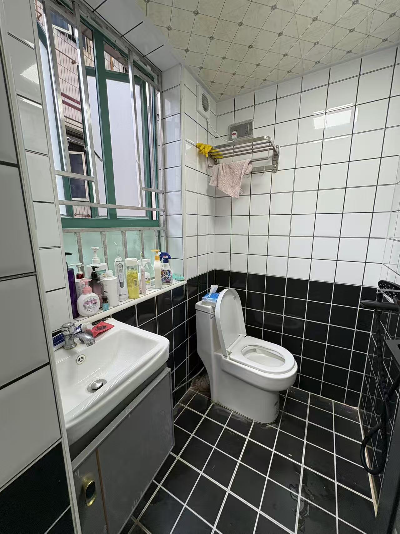 上沙龙秋村 随时看房·