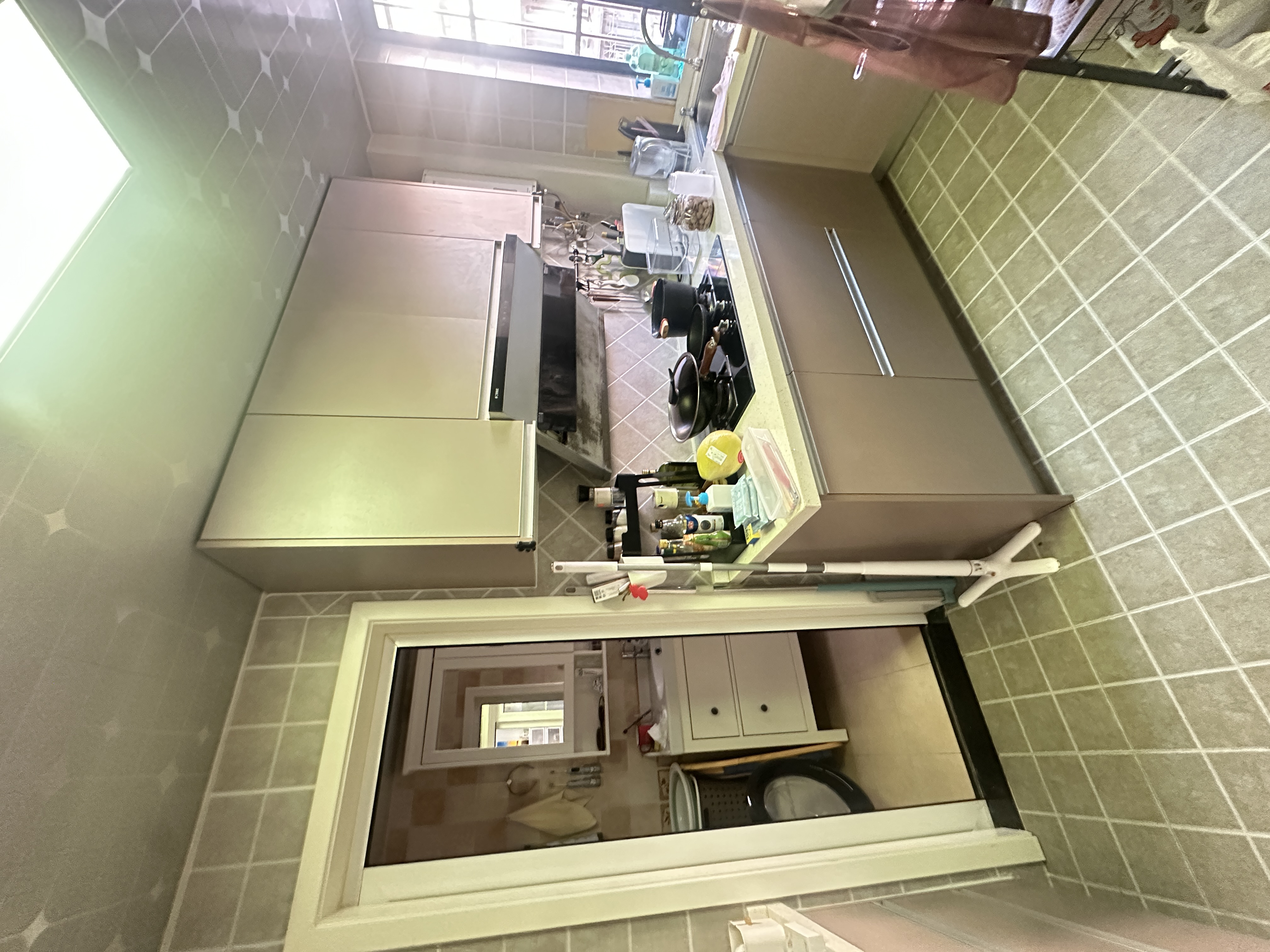 海阳新村 随时看房·