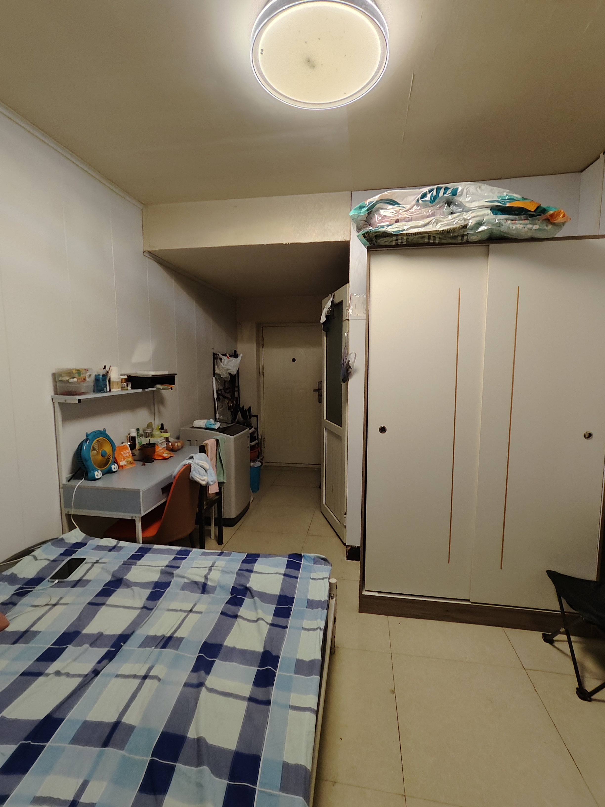 可乐公寓 1居室 2100元/月