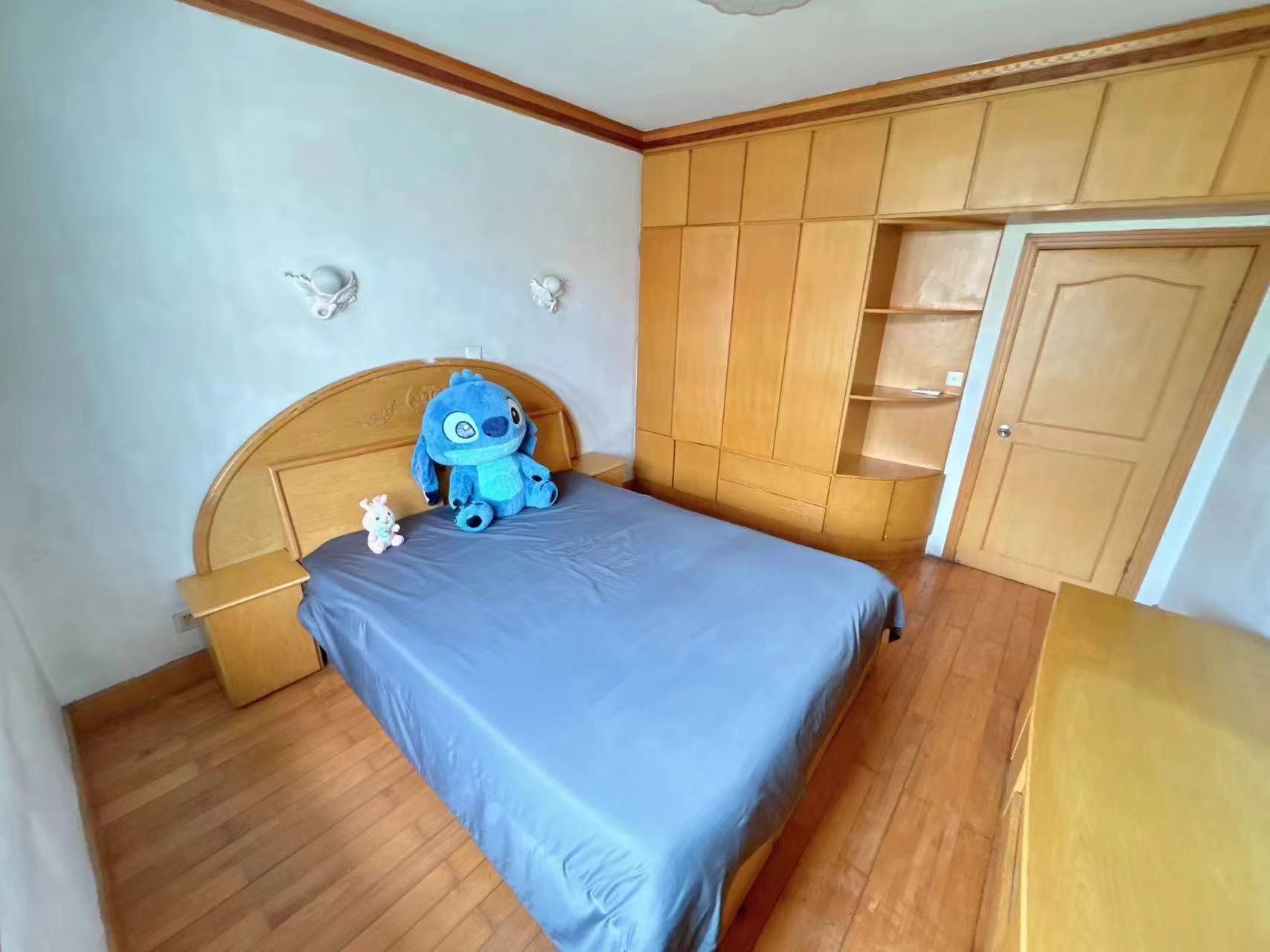 天泰南苑 3居室 1150元/月